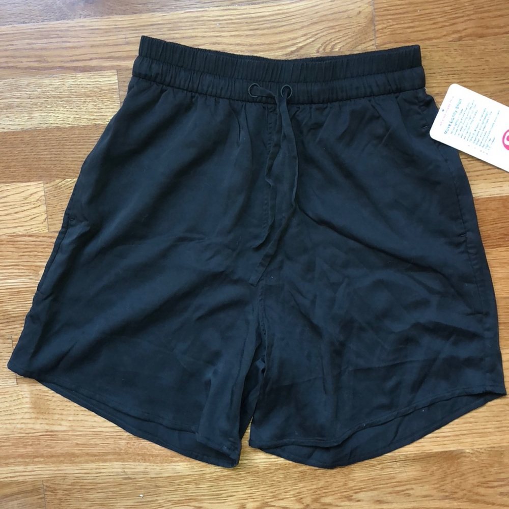 Lulu lemon shorts